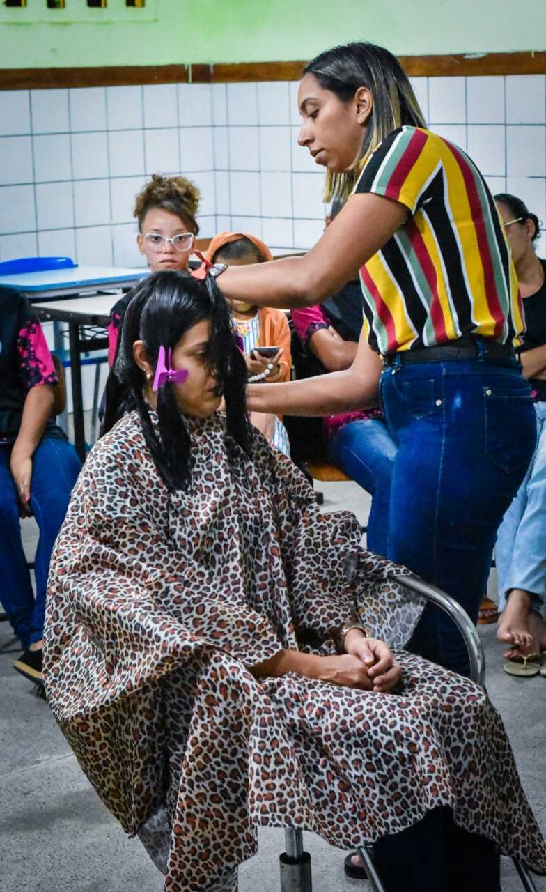 Camacã: Prefeitura encerra as oficinas de corte de cabelo